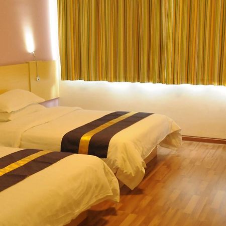 Yuanman Hotel Huizhou Yongwang Plaza ภายนอก รูปภาพ